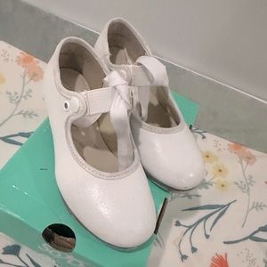 So Danca tap shoes